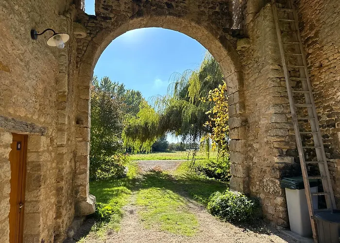 La Villa Des Licoches, Gite Proche Thouars 8 Personnes *
